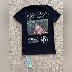 Off white t shirt